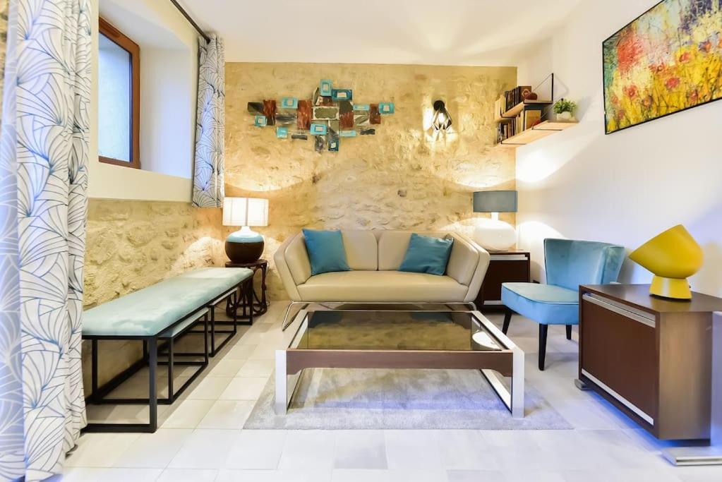 Charmante Maison De Village Au Coeur Du Luberon Cucuron Exterior foto
